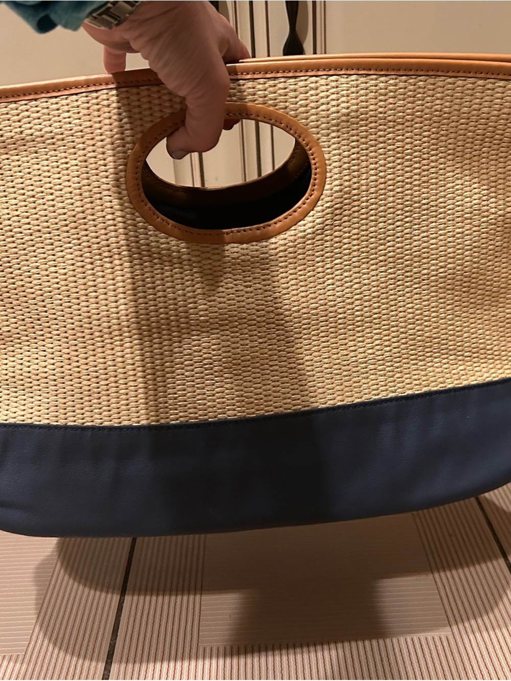 NEW TORY BURCH tan blue rattan Woven Straw Tote hand bag clutch